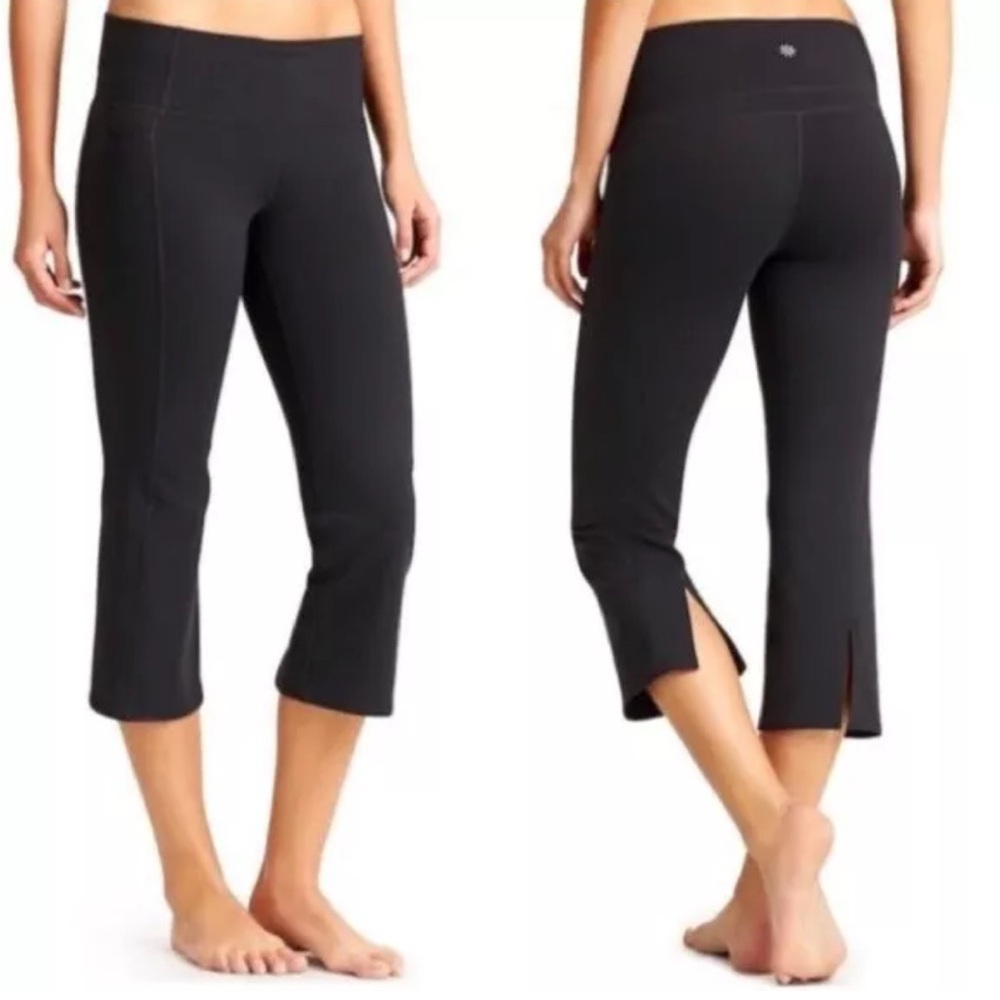 Athleta Power Up Capri